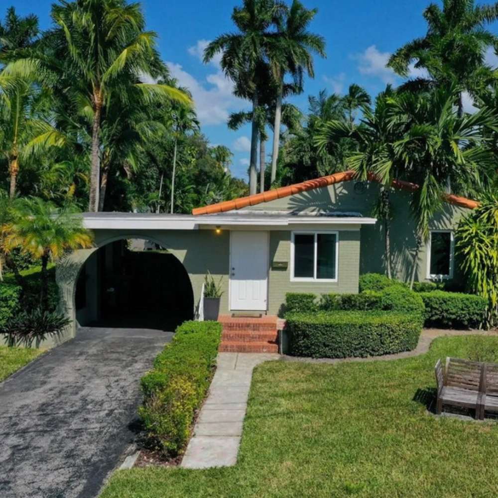 8633 NE Miami Ct gallery (2)